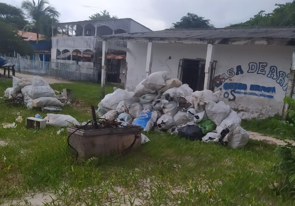 O lixo na ilha é um problema antigo, que nunca foi resolvido